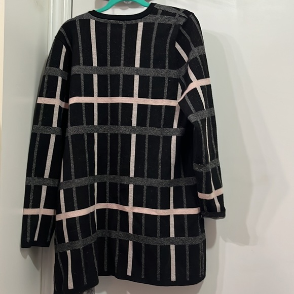 ELLE Women’s Sweater - Picture 5 of 6